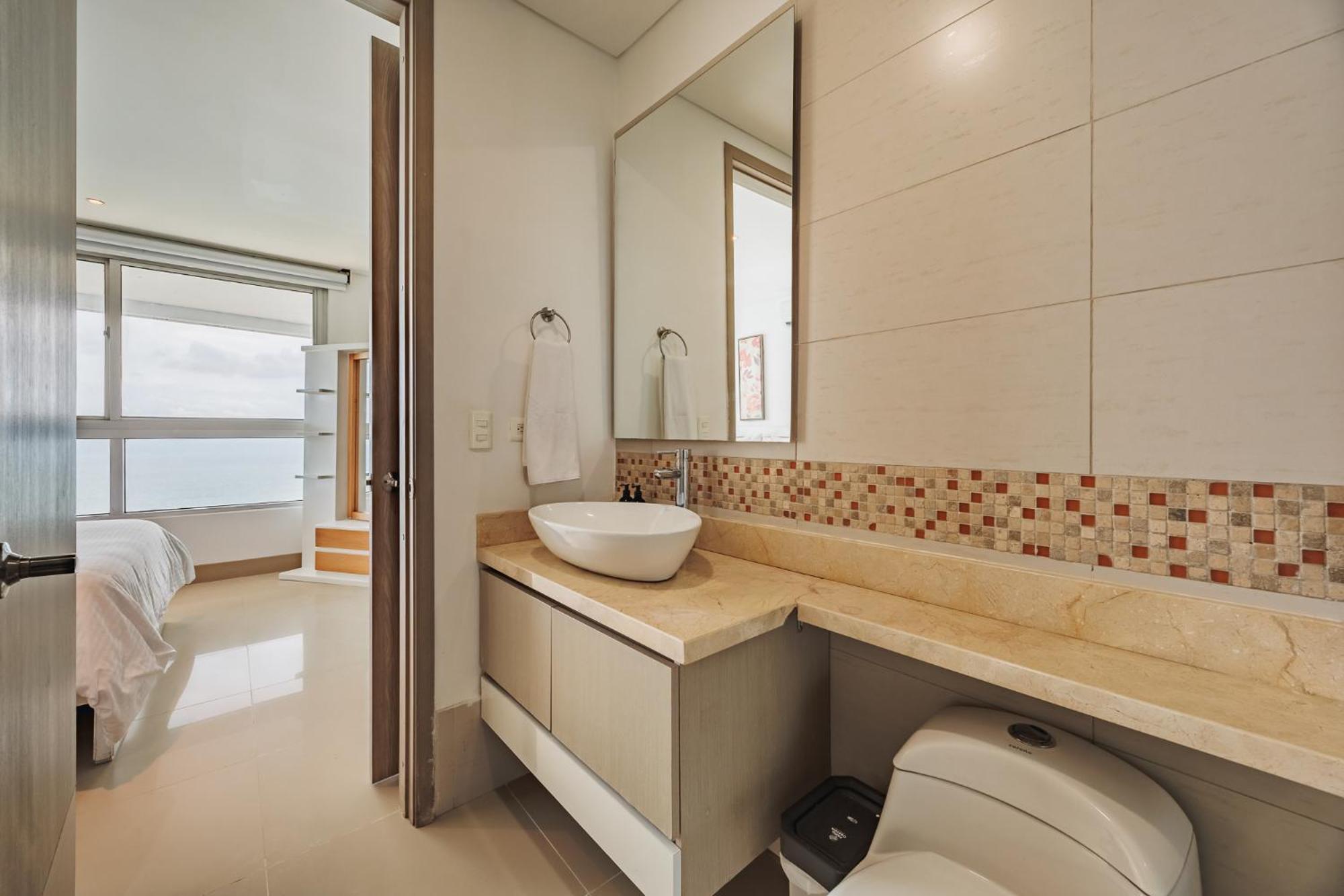 Precioso Apto De 1 Con Vista Extraordinaria En Bocagrande Cartagena